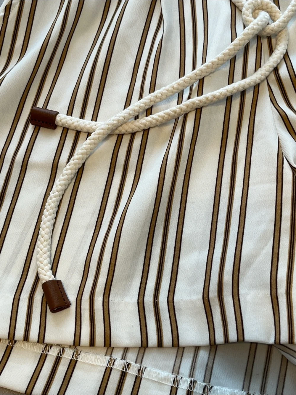 Joie Women White and brown Stripe Drawstring Bermuda Shorts Size M casual